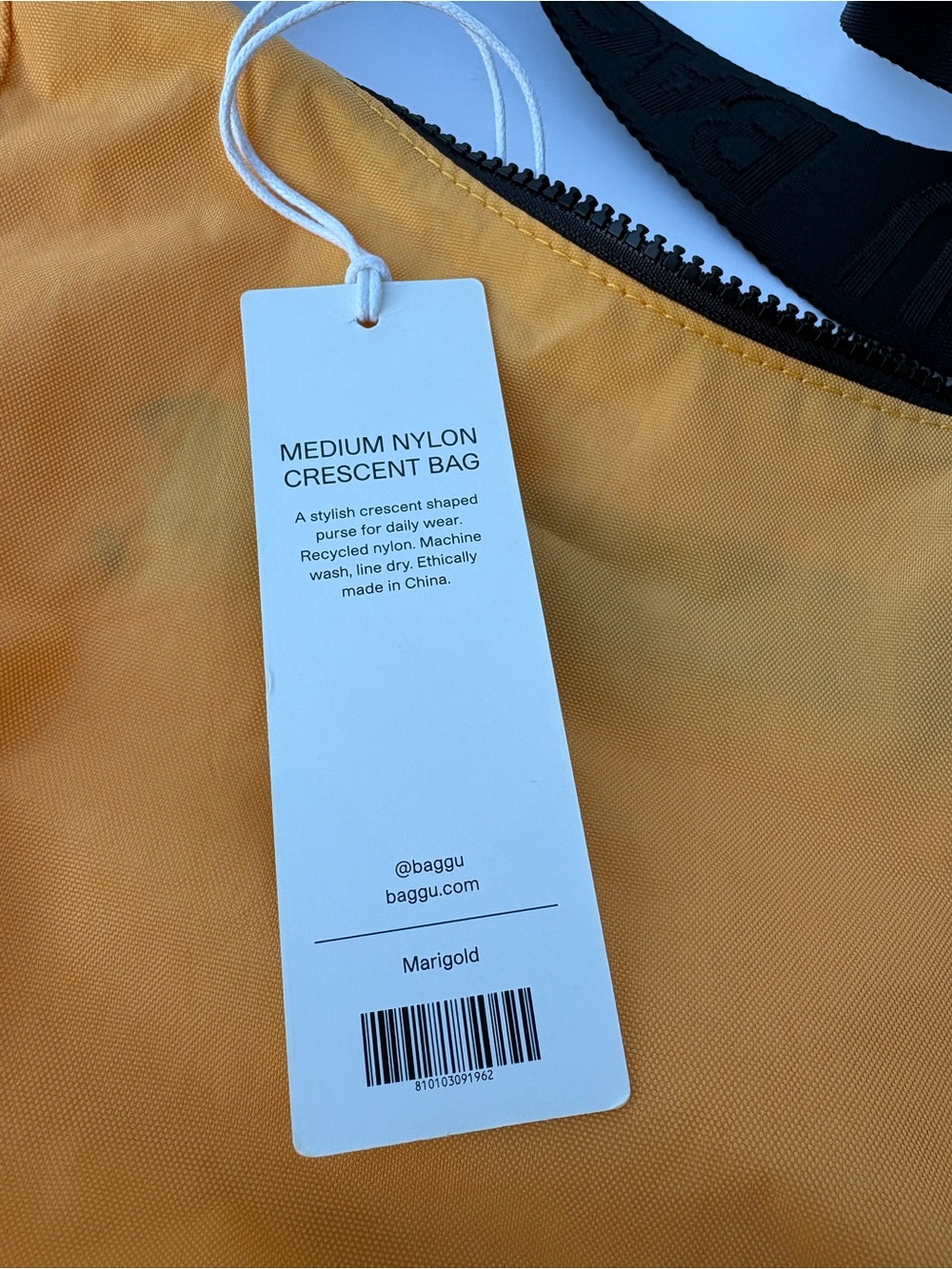 NWT BAGGU Medium Crescent Bag - Marigold - Picture 7 of 12